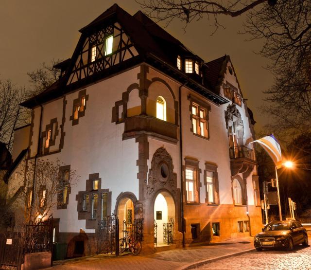 Haus bei Nacht