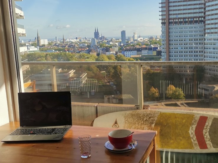 Blick vom Schreibtisch