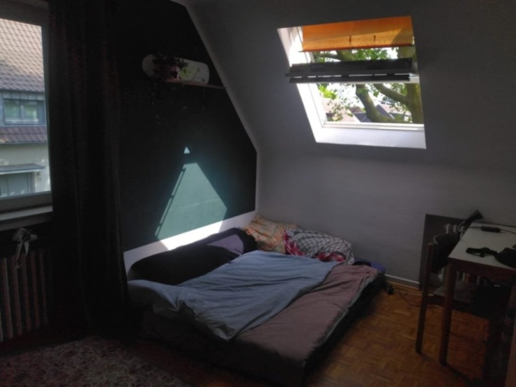 Not the actual bedroom, but almost (waiting for a pic)