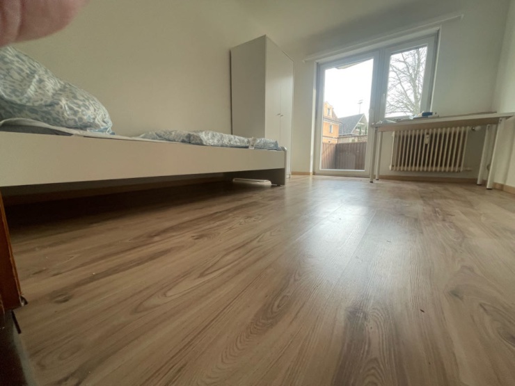 zimmer mit eigenen Balkon