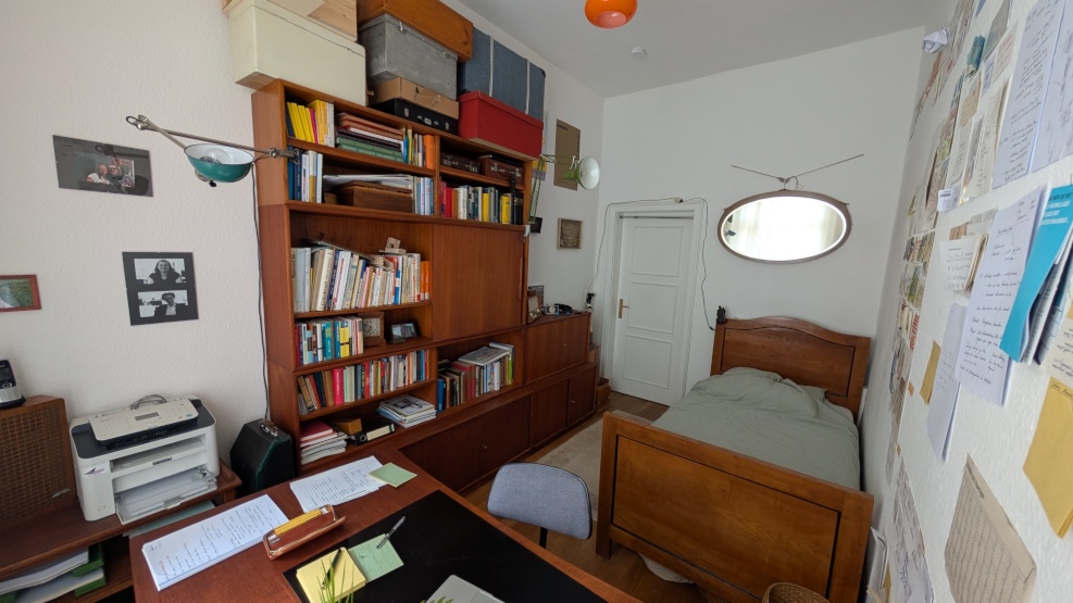 zu vermietendes Zimmer gesehen vom Fenster