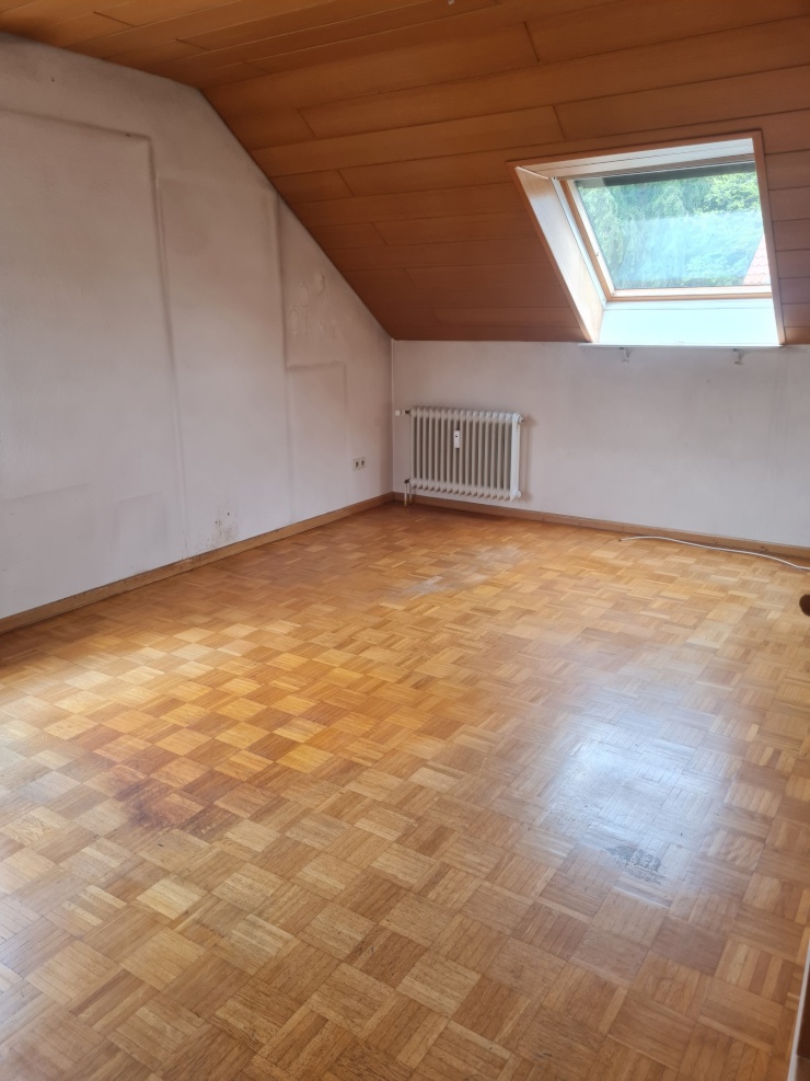 Zimmer 1: vor Renovierung