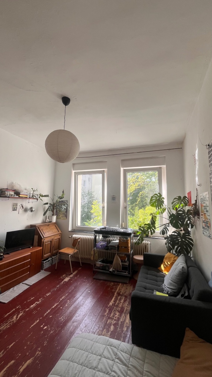 Das Zimmer (Fenster zum Innenhof)