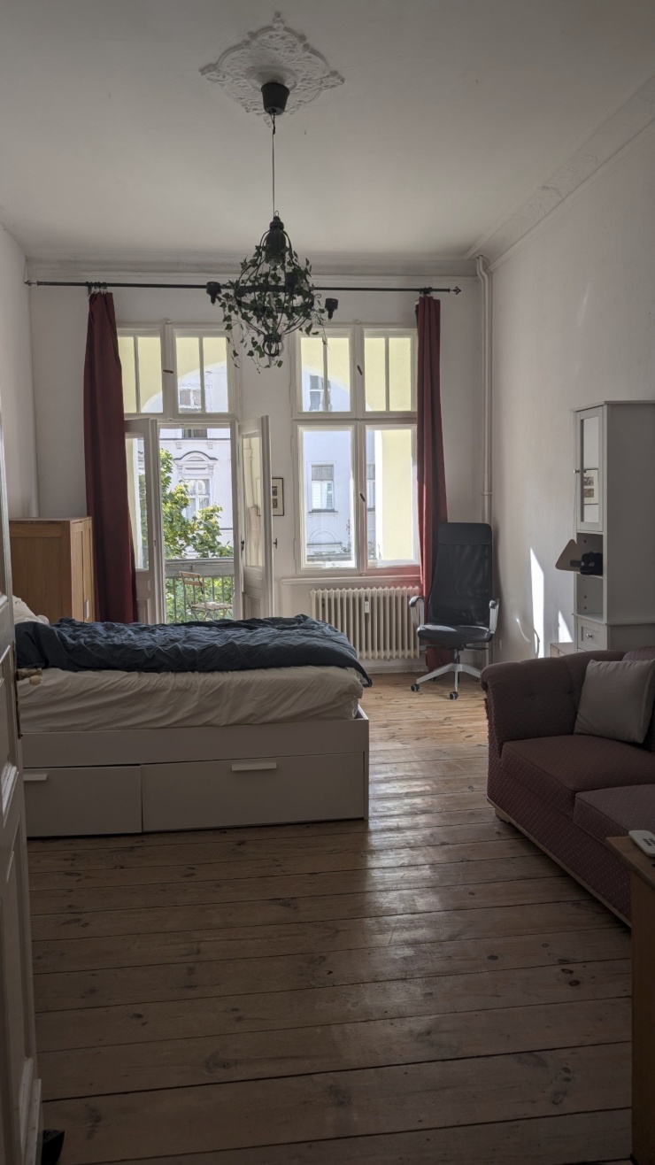 Schlafzimmer 1/2