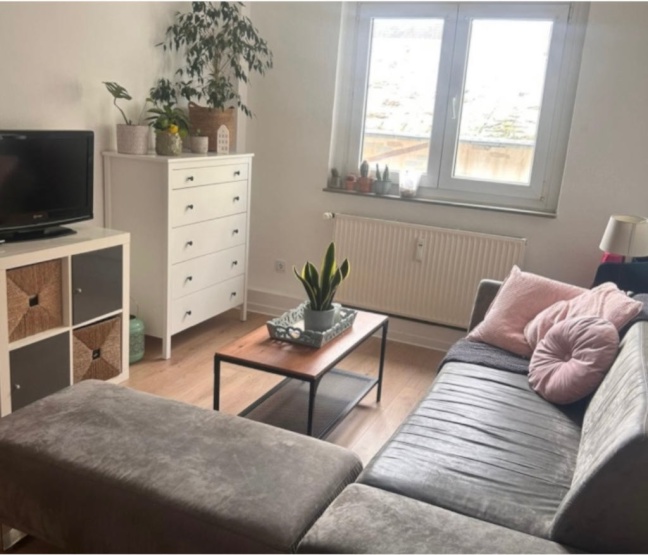 living room / shared room