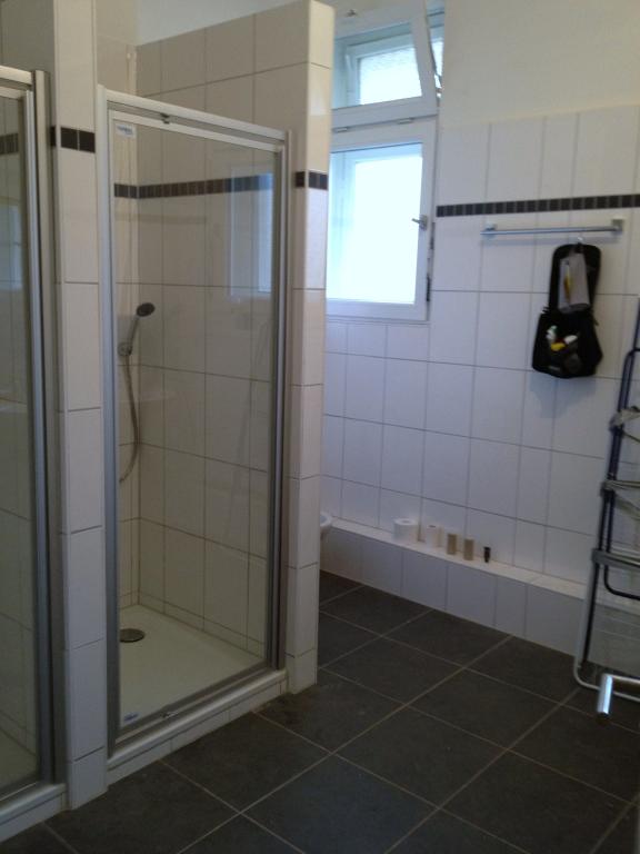 WG-Zimmer Marienthal Wandsbeker Bahnhofstraße 5 - Badezimmer