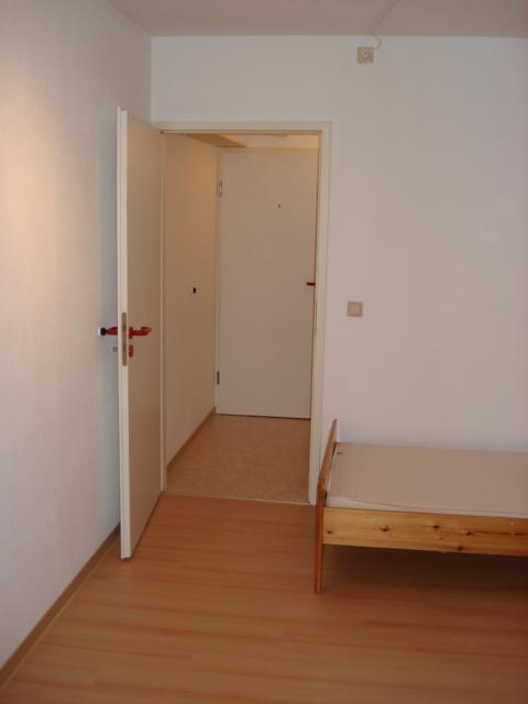 Möbliertes Appartement in Nähe zum Stadtwald und zur Universität – Gaußstr. 77, 66123 Saarbrücken St. Johann – Vorschaubild 3