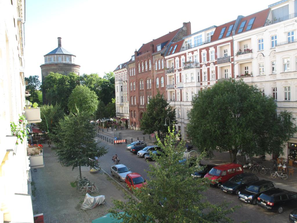 helles schönes 24 qm Zimmer in schöner 125 qm Wohnung
