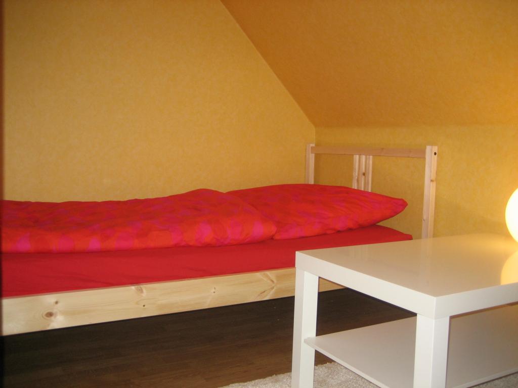 Habitación en WG Wolfsburg - Neuhaus Raumeholz 2 - Dein Zimmer 1