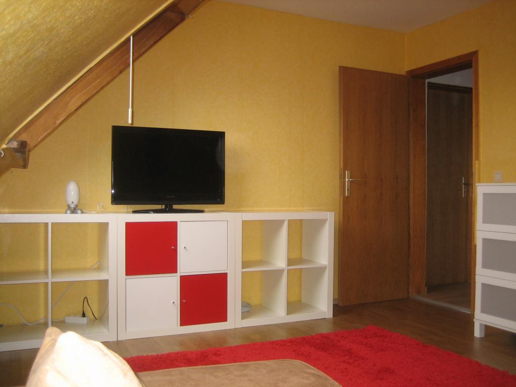 Habitación en WG Wolfsburg - Neuhaus Raumeholz 2 - Dein Zimmer 1