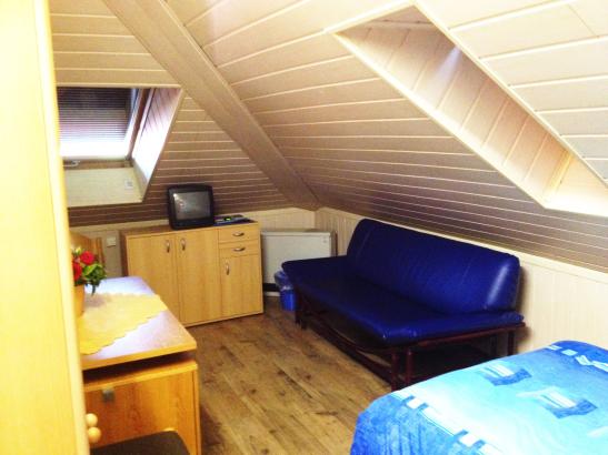 Imagen del anuncio: 1 möbliert WG-Zimmer in schönem, ruhigem 1 Familien-Haus in Mahlberg Nähe Rust