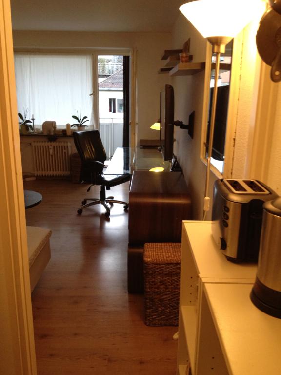 Schwabing. Klein aber fein. Voll eingerichtet. – 80803 München Schwabing-West – Vorschaubild 5
