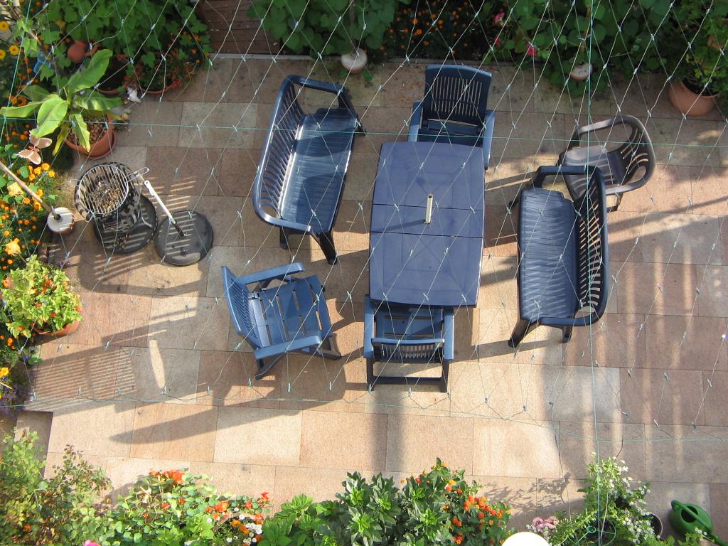 WG-Zimmer Milbertshofen-Am Hart Wolfoltstr. - Blick auf die große Terrasse (32 m²)