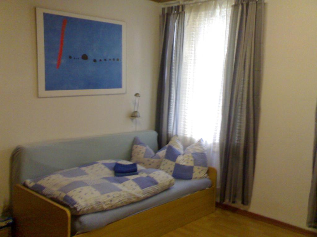 (77-0) ab sofort/1 Wohnung 2 Zimmer Kü, Bad für 2 Personen/möbliert, Garten – Ringenstraße, 51067 Köln Holweide – Vorschaubild 9