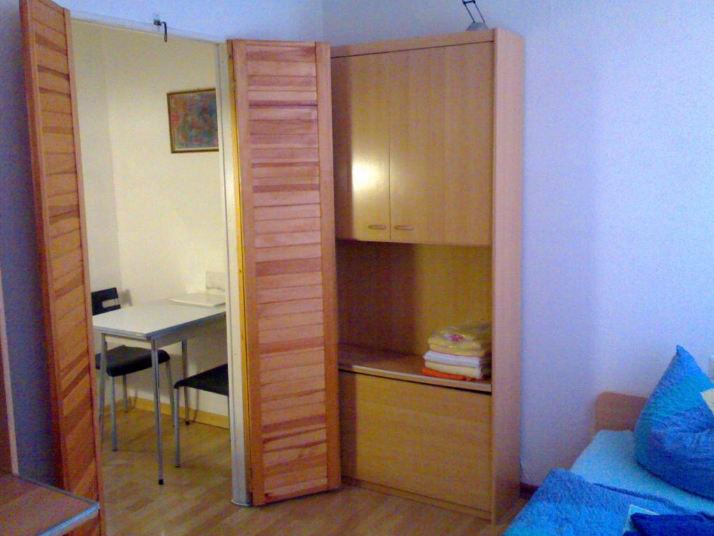 (77-0) ab sofort/1 Wohnung 2 Zimmer Kü, Bad für 2 Personen/möbliert, Garten – Ringenstraße, 51067 Köln Holweide – Vorschaubild 6