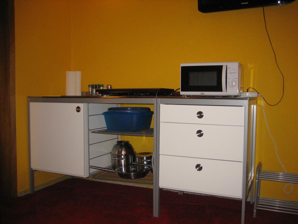 Habitación en WG Wolfsburg - Neuhaus Raumeholz 2 - Dein Zimmer 2 Küche