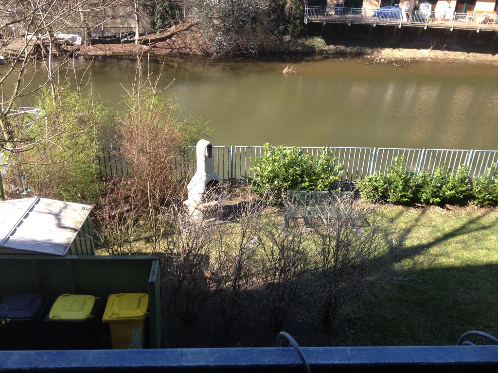 möblierte Wohnung (inkl. NK, Wlan,) direkt am Wasser in Mitbenutzung+Balkon – Könneritzstraße 4, 4229 Leipzig Schleußig – Vorschaubild 2