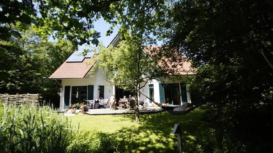 Anzeigenbild: Zimmer in Traumhaus-WG im Grünen