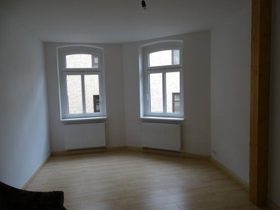 Anzeigenbild: Schönes Zimmer im sanierten Altbau - Studierendenhaus Stadtroda - 4er WG (S1 EG Z3)