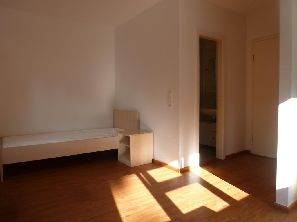 Möblierte und unmöblierte 20qm Zimmer im Zentrum Jenas – Max-Reger-Weg 8, 7743 Jena Jena-Stadt – Vorschaubild 11