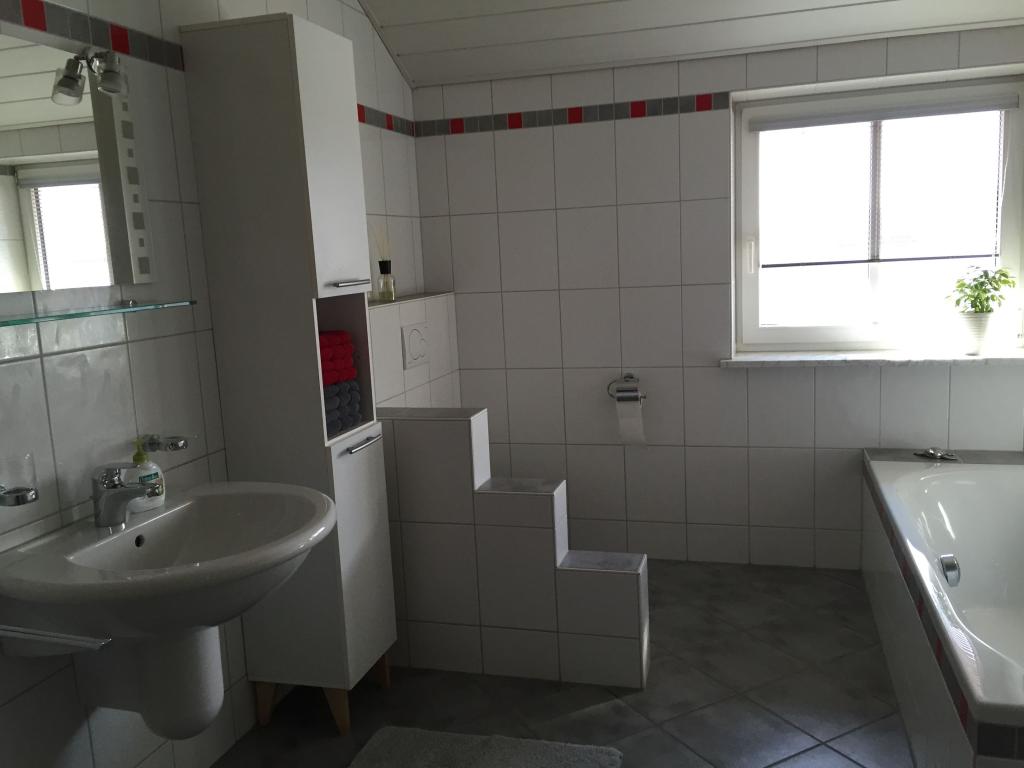Habitación en WG Gottfrieding Gottfriedingerschwaige - Bad