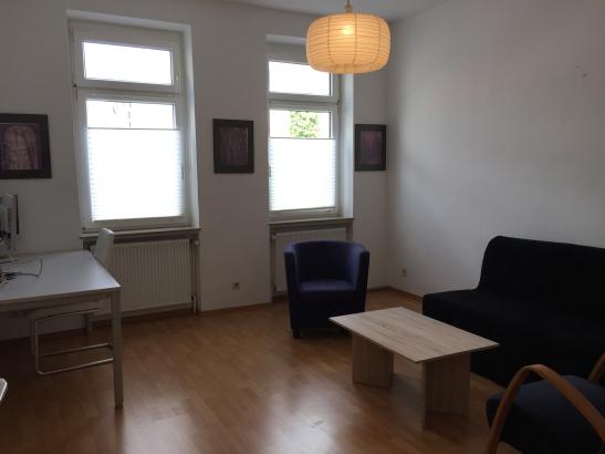Schöne 2,5 ZKB Etagenwohnung mit Terrasse, EBK (students welcome 2 p.max) - Wohnung in Fulda ...