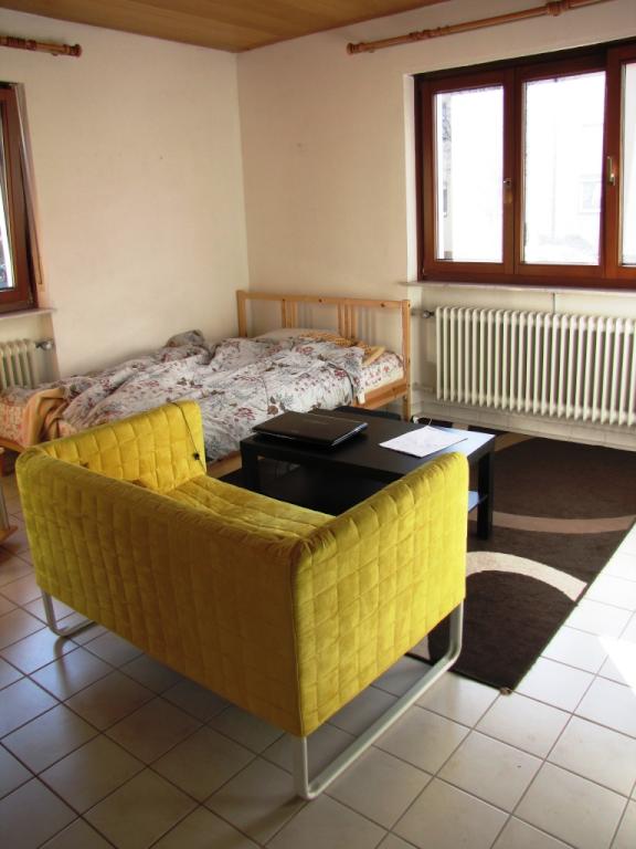 Schönes Zimmer mit stylischem Bad – Memelstraße 43, 91052 Erlangen Erlangen-Süd – Vorschaubild 2