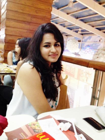 Ad image: I am Student  || Looking || single or shared room || Oct 2015