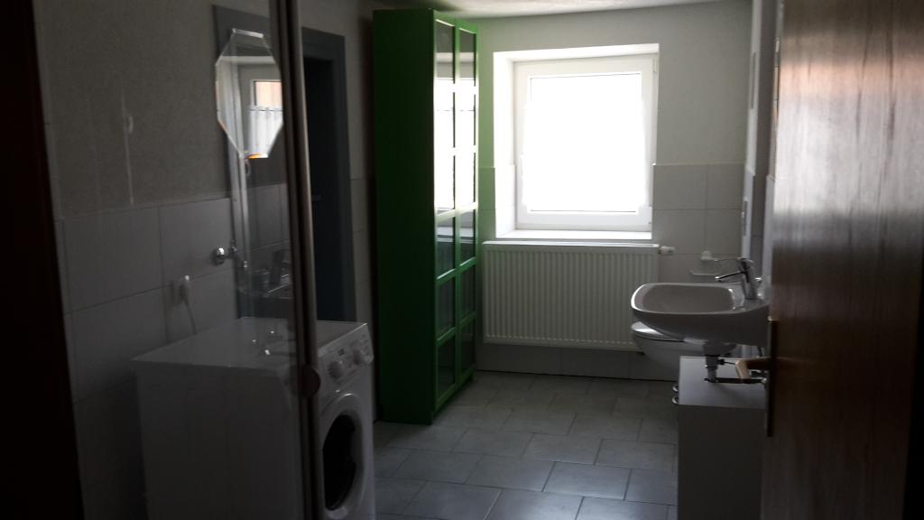 WG-Zimmer Wörnitzstein Graf Hartmann Straße 7 - Bad 