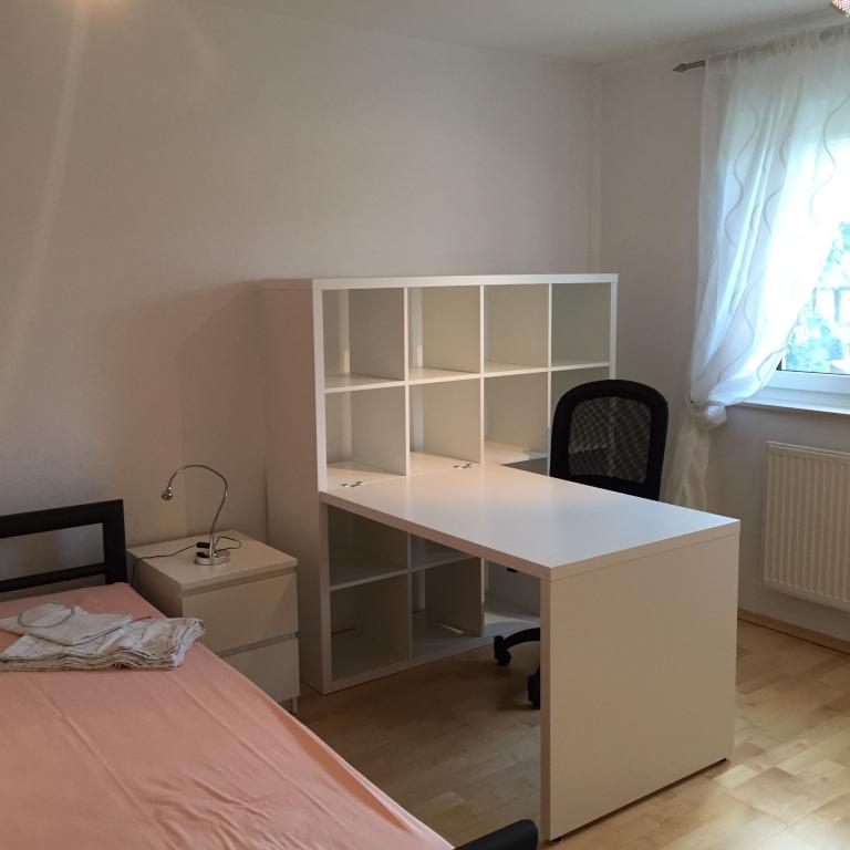 Gepflegtes und modern möbliertes Reihenhaus zu vermieten Kinder willkommen – Buschweg 7, 53229 Bonn Vilich-Müldorf – Vorschaubild 13