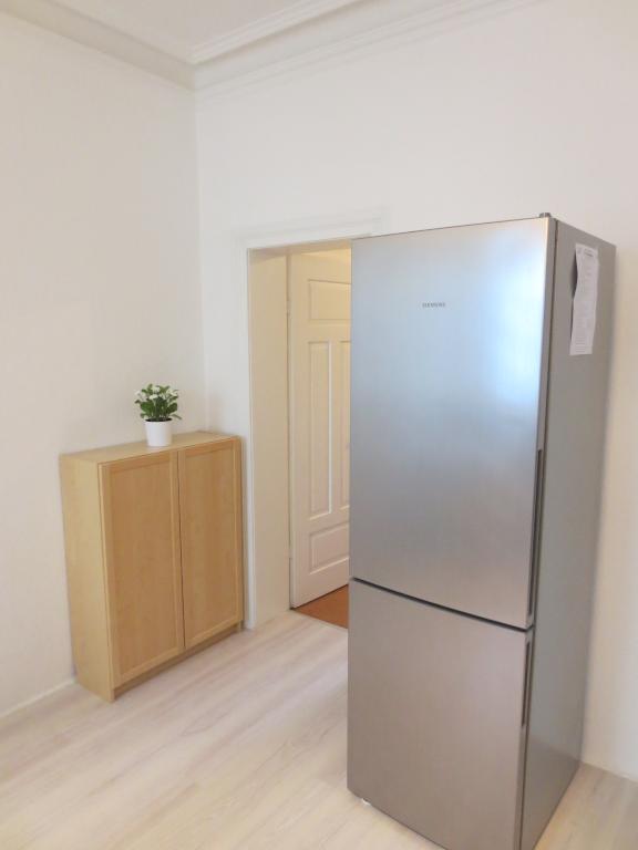 Möblierte 2 Zimmer Wohnung im Zentrum von Erlangen – 91052 Erlangen Innenstadt – Vorschaubild 5