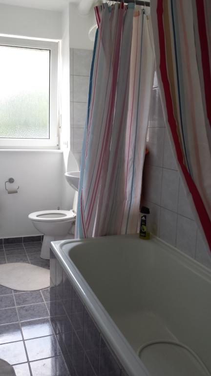 Flat Schwabing Belgradstr. 138 - Tageslichtbad 2
