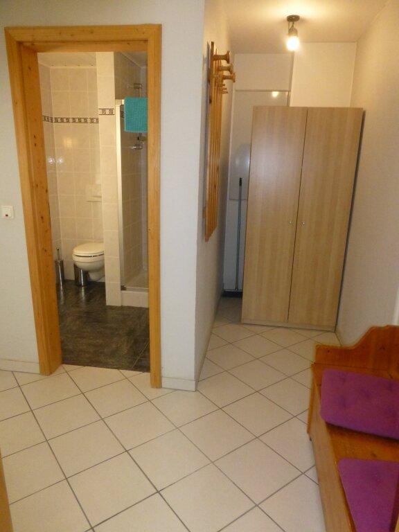 1-Zimmer-Wohnung Maikammer Am Alsterbach 18 - Flurbereich mit Eingang zum Bad