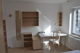 ruhiges, möbliertes Zimmer in Studenten-WG