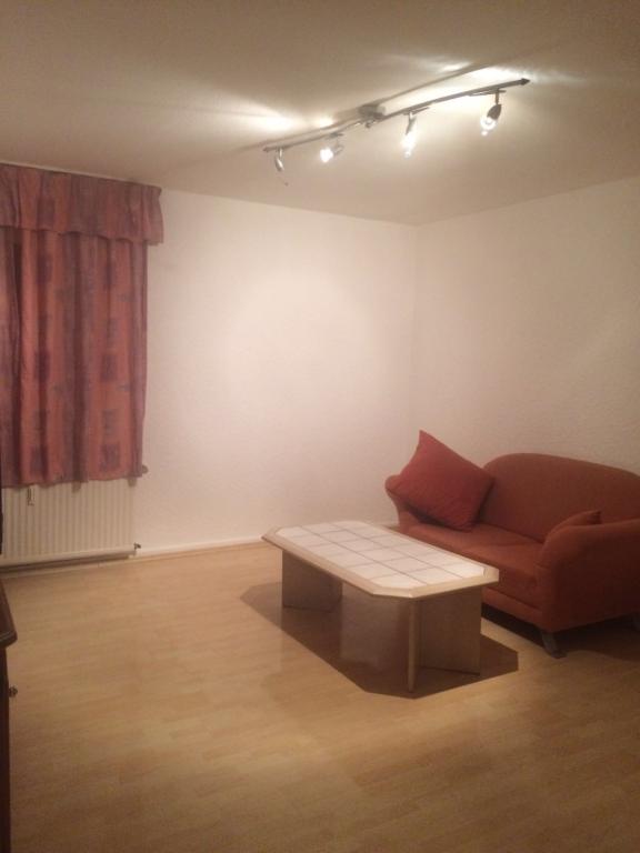 *ZENTRALE LAGE*1 Zimmer* kleine Küche,Bad mit Dusche*36m2* – Kleine Hammerstraße 53, 45127 Essen Altenessen – Vorschaubild 4