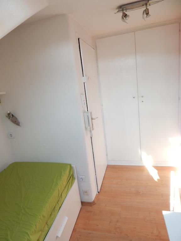 Klein, aber fein / Mini-Wohnung in Stuttgart West – Silberburgstraße 37, 70176 Stuttgart West – Vorschaubild 6