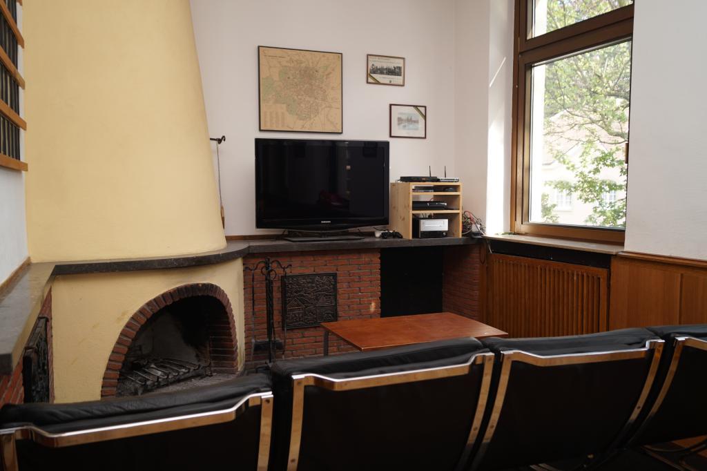 WG-Zimmer Aachen Kruppstraße 10 - Gemeinschaftszimmer mit Fernseher
