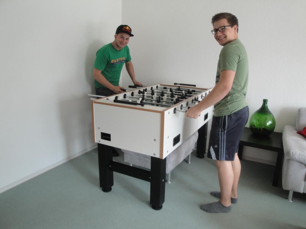 WG-Zimmer Nähe Renningen in Iptingen Gemeinde Wiernsheim Hofwiesenstraße 14 - Wohnzimmer mit Tischkicker