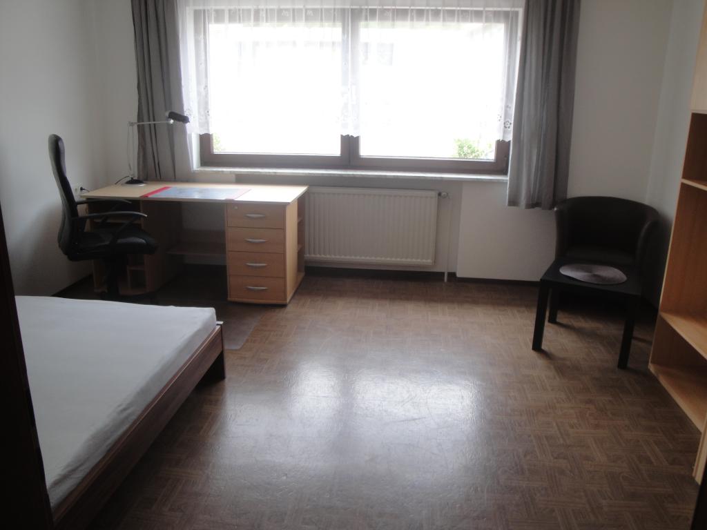 WG-Zimmer Nähe Renningen in Iptingen Gemeinde Wiernsheim Hofwiesenstraße 14 - Zimmer EG