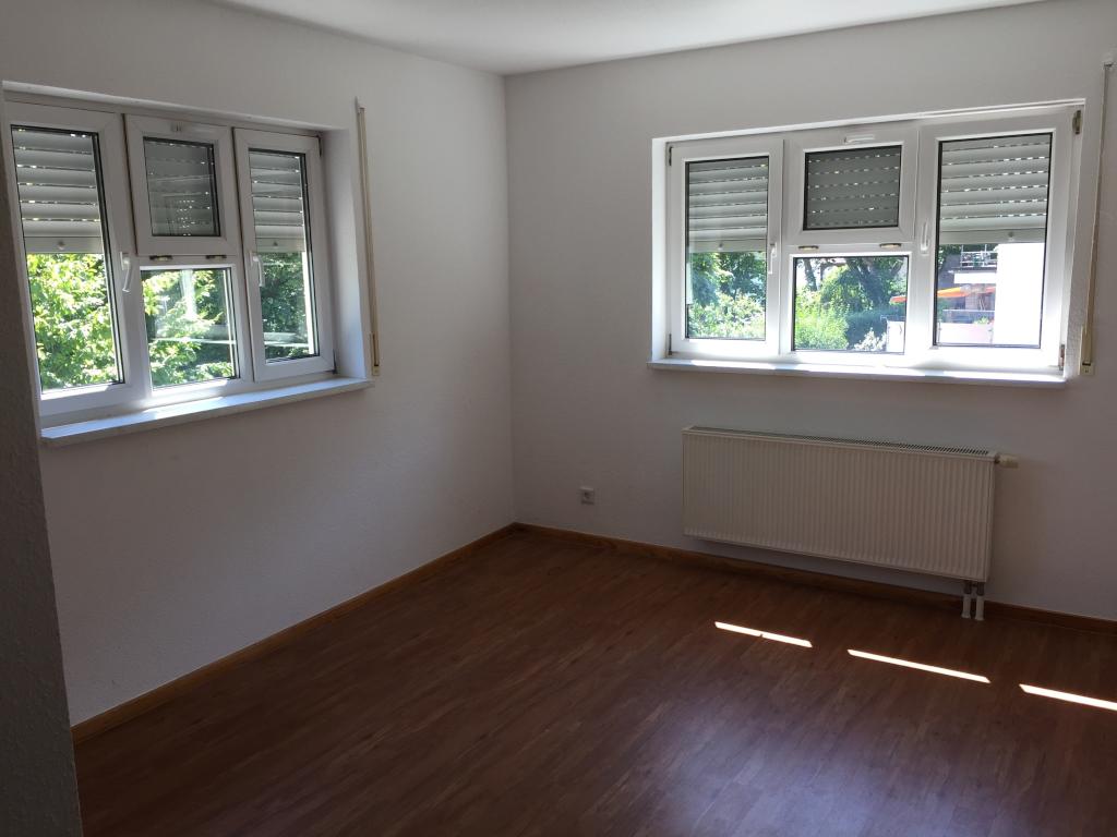 Möblierte und unmöblierte 20qm Zimmer im Zentrum Jenas – Max-Reger-Weg 8, 7743 Jena Jena-Stadt – Vorschaubild 3