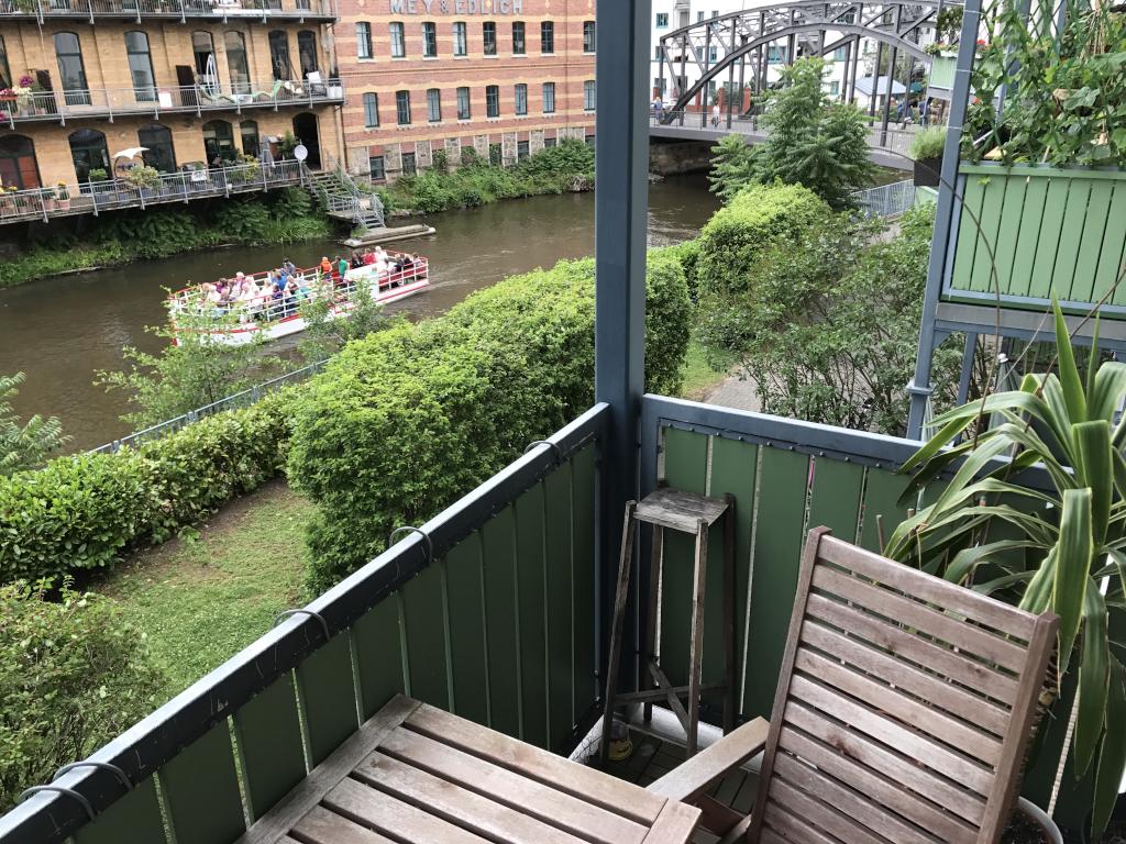 möblierte Wohnung (inkl. NK, Wlan,) direkt am Wasser in Mitbenutzung+Balkon