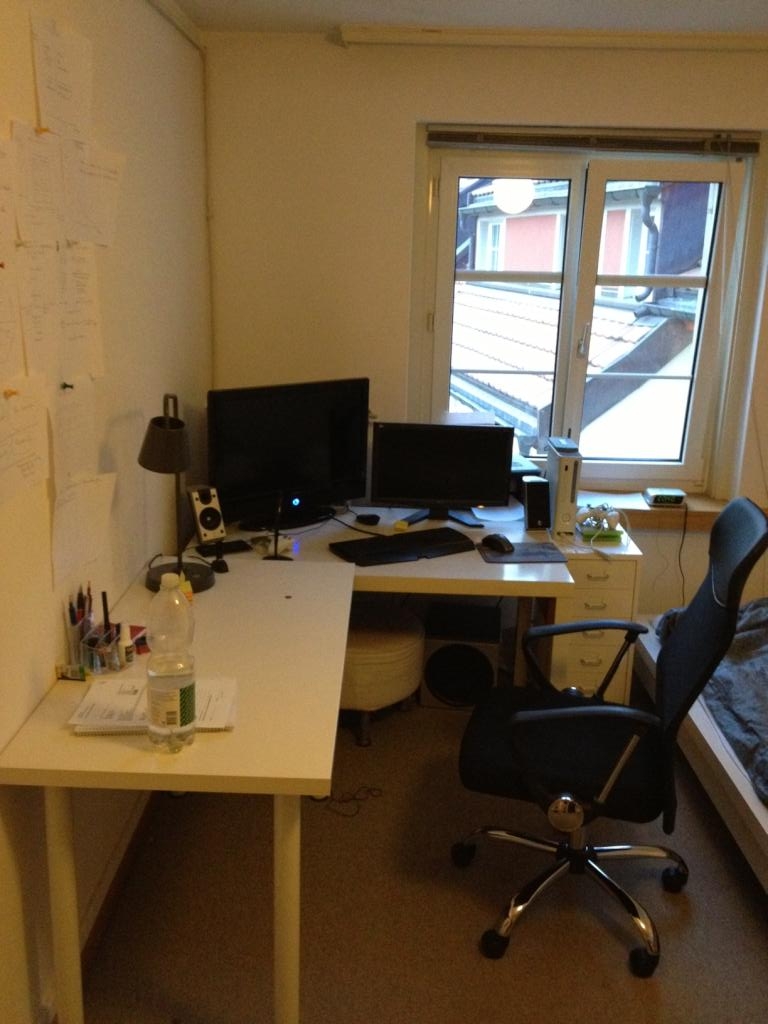 Habitación en WG St Gallen Falkenstinstr. 6 - Zimmer