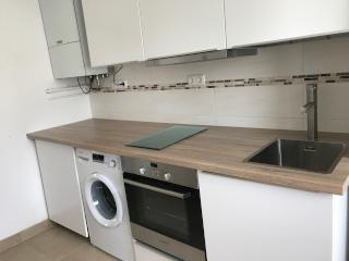 Schöne 2-Zimmer Wohnung / 2-er WG möglich