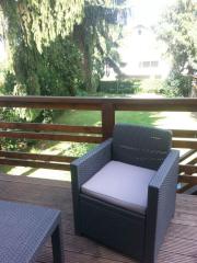 Möbliertes 60 qm Zimmer in ruhiger Lage, Sonnenterasse, Garten