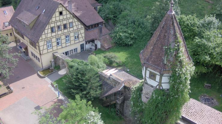 Tolles Zimmer mit riesigem Garten in Uninähe - All inclusive - WGs in