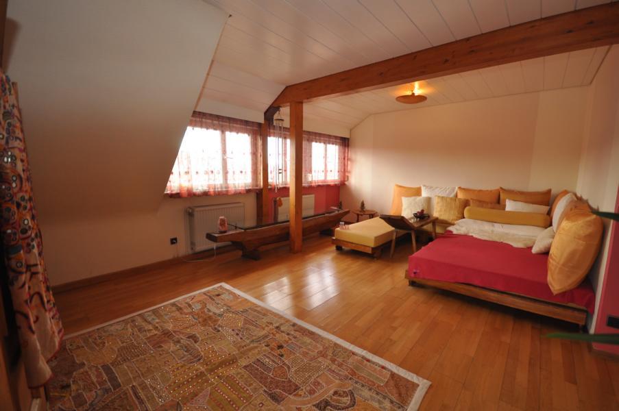 Habitación en WG Obertürkheim Uhlbacher  Str. - Zimmer 30qm