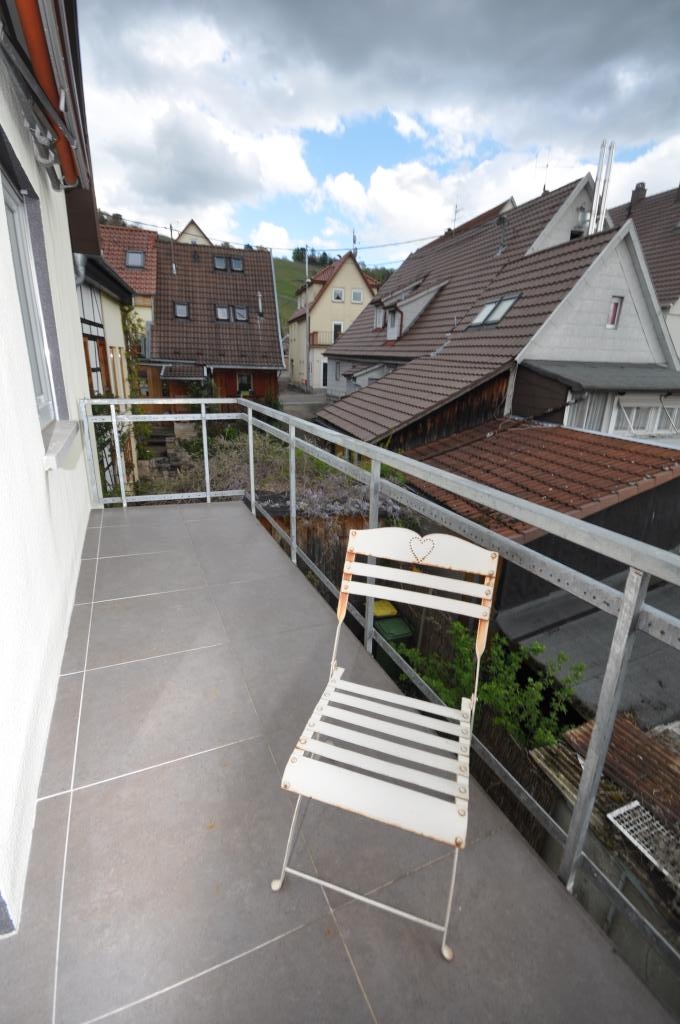 Habitación en WG Obertürkheim Uhlbacher  Str. - Balkon