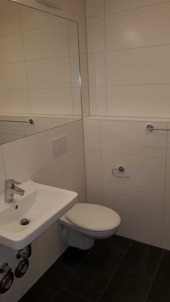 LIFESTYLE-APARTMENT IN AUGSBURG CITY FÜR STUDENTEN UND AUSZUBILDENDE. ALLE INFOS UNTER: https://studiosus5.gadow.info – Oberbürgermeister-Hohner-Str. 3, 86153 Augsburg Innenstadt – Vorschaubild 6