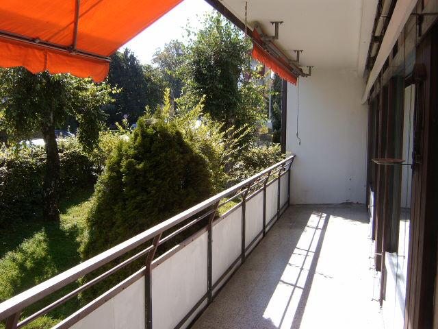 Habitación en WG Zell Zellerburgstraße - Großer Gemeinschaftsbalkon