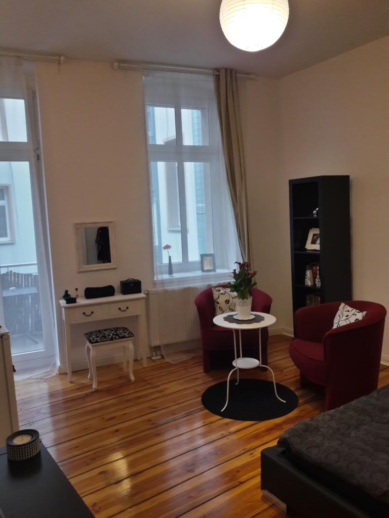 Ab 01.10. 1-Zimmer-Wohnung für 6-12 Monate - Top-Lage! Nah Warschauer & RAW – Revaler Str., 10245 Berlin Friedrichshain – Vorschaubild 2